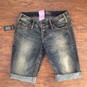 Silver jeans shorts Sz 27
